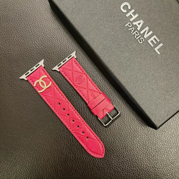 Luxury Gold Monogram 3D Embossed Leather Apple Watch Strap - 图片 6