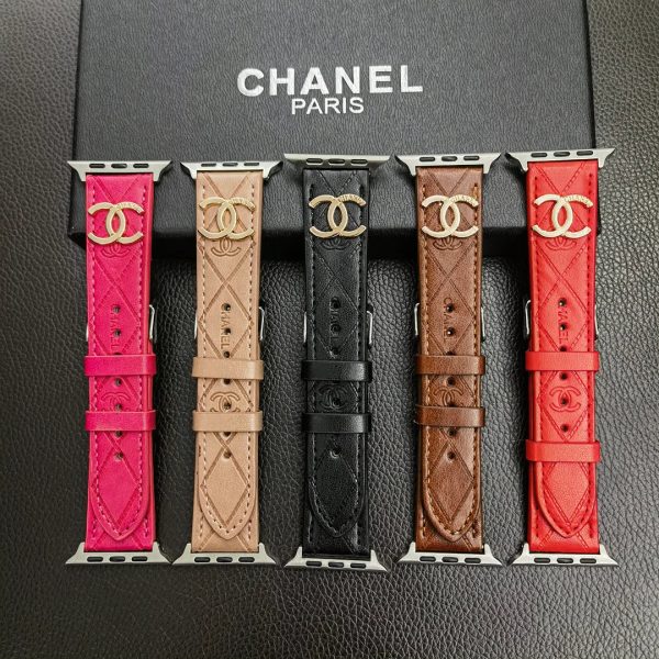 Luxury Gold Monogram 3D Embossed Leather Apple Watch Strap - 图片 2