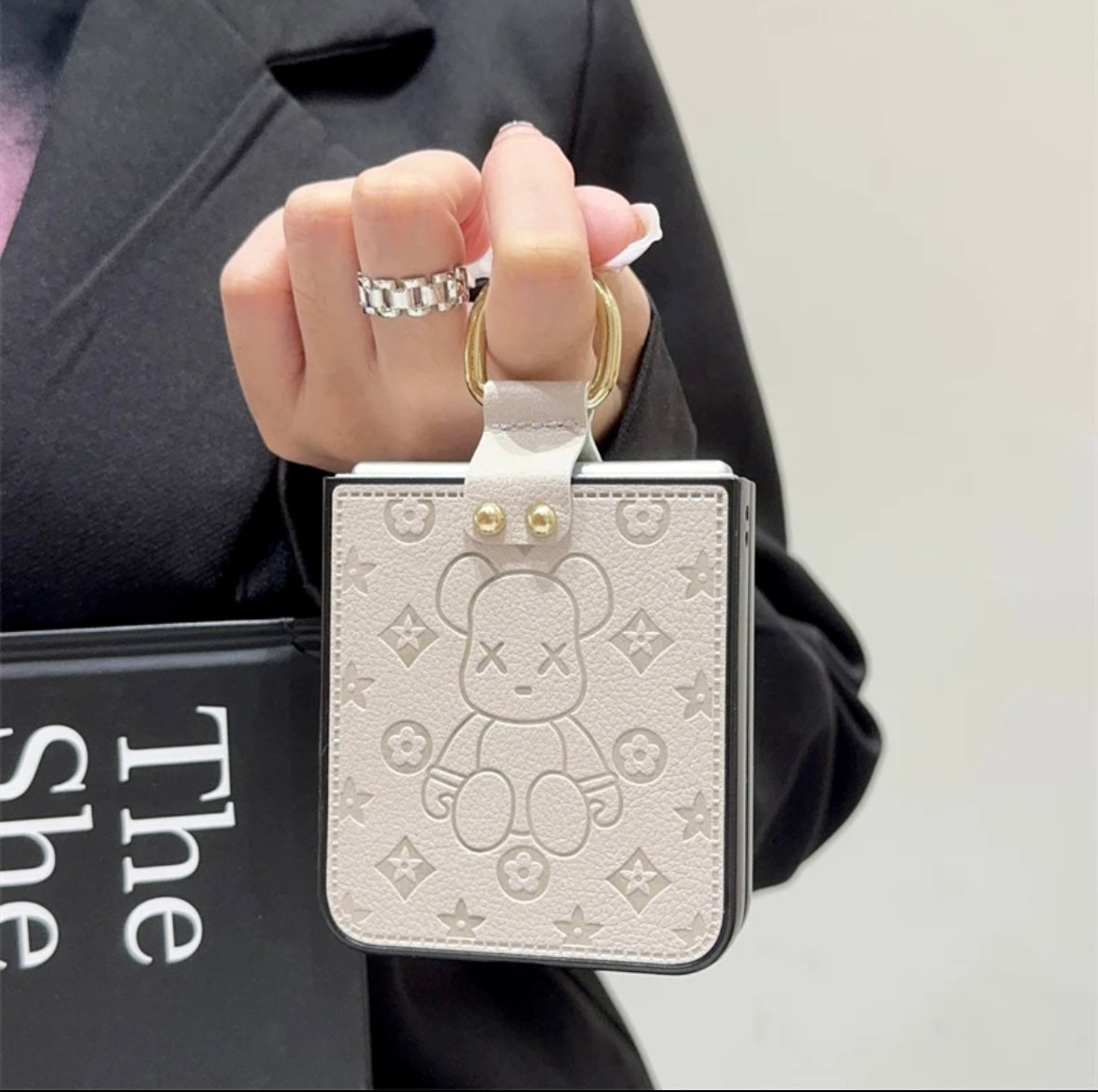 "Samsung Z Flip series leather folding anti-fall mobile phone case, with finger ring buckle design" - 图片 15