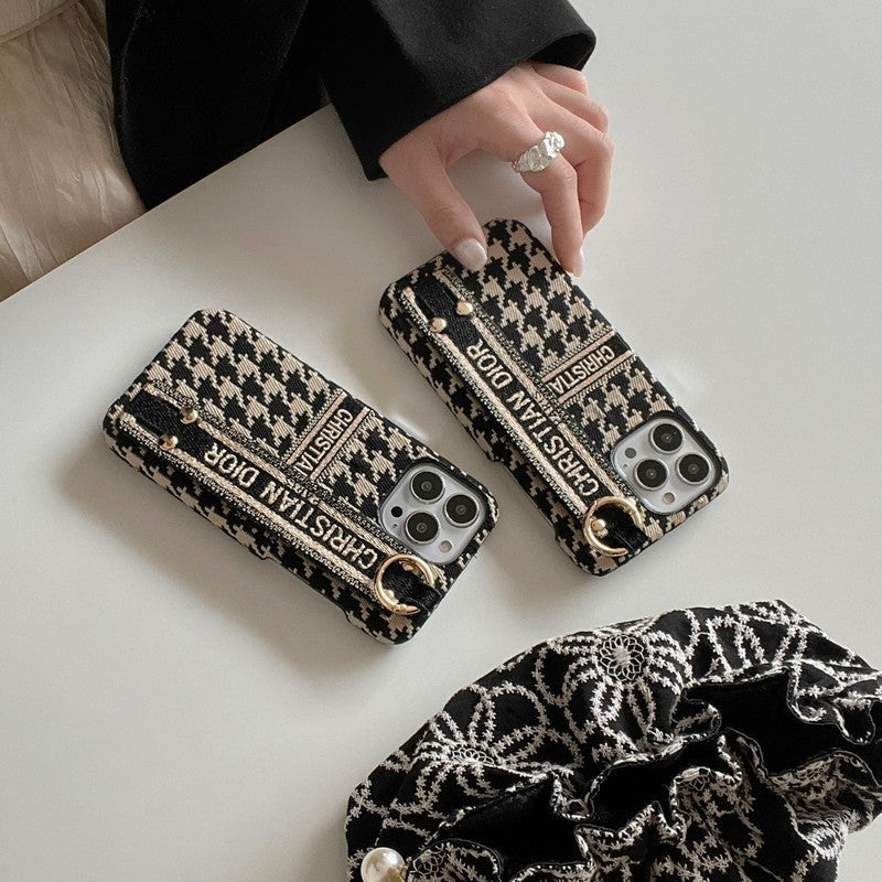 CD Houndstooth Wristband iPhone Case - 图片 7