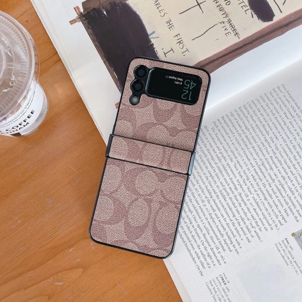 Coach Z Flip/Z Fold Samsung Phone Case with Finger Strap - 图片 21