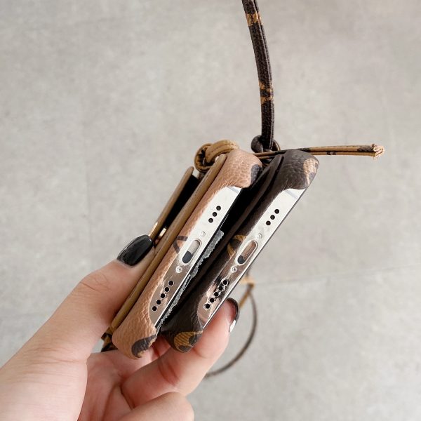 Lou Leather Chain iPhone Case - 图片 3