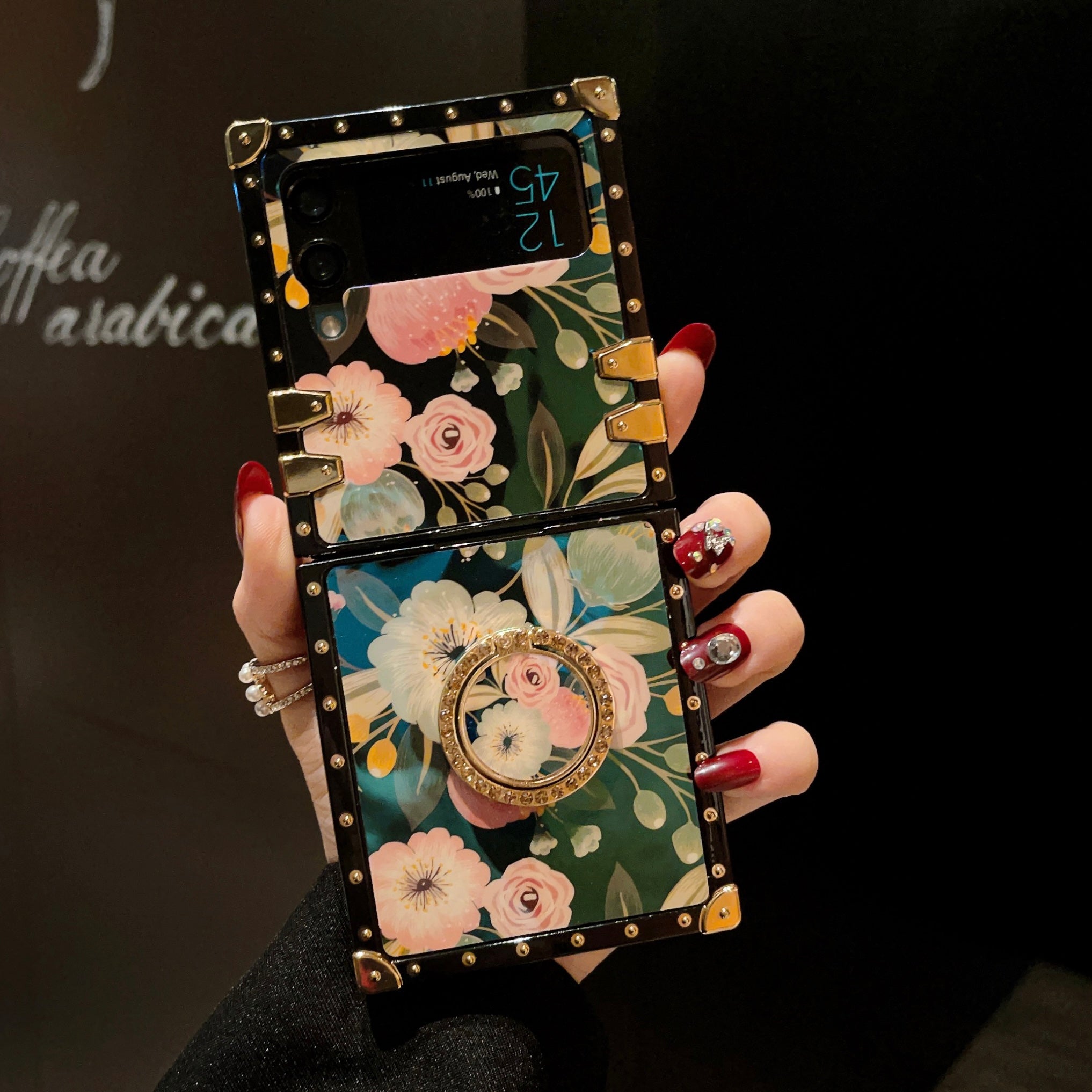 Samsung Galaxy Z Flip6/5/4/3 5G Square Case "Aphrodite Ring" - 图片 4