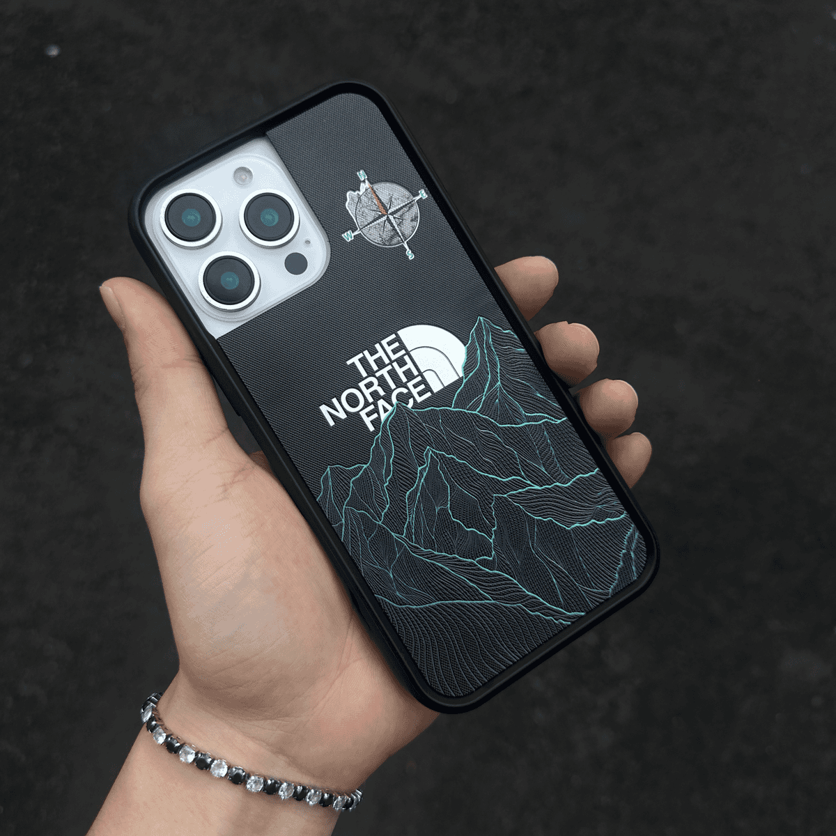 Snow Mountain iPhone Case - 图片 4