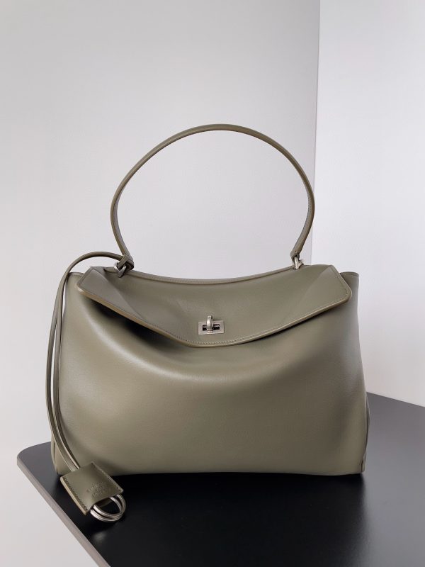BAL MEDIUM RODEO BAG