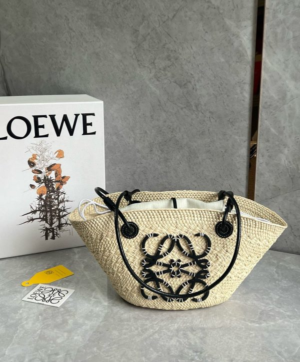 LOEW LARGE FLAMENCO CLUTCH