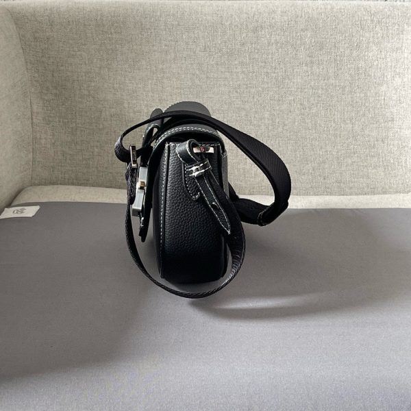 CD SADDLE MESSENGER BAG - 图片 2