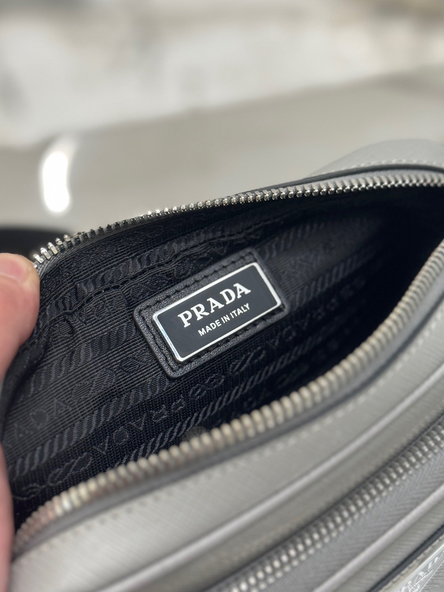 PD SAFFIANO LEATHER SHOULDER BAG - 图片 9