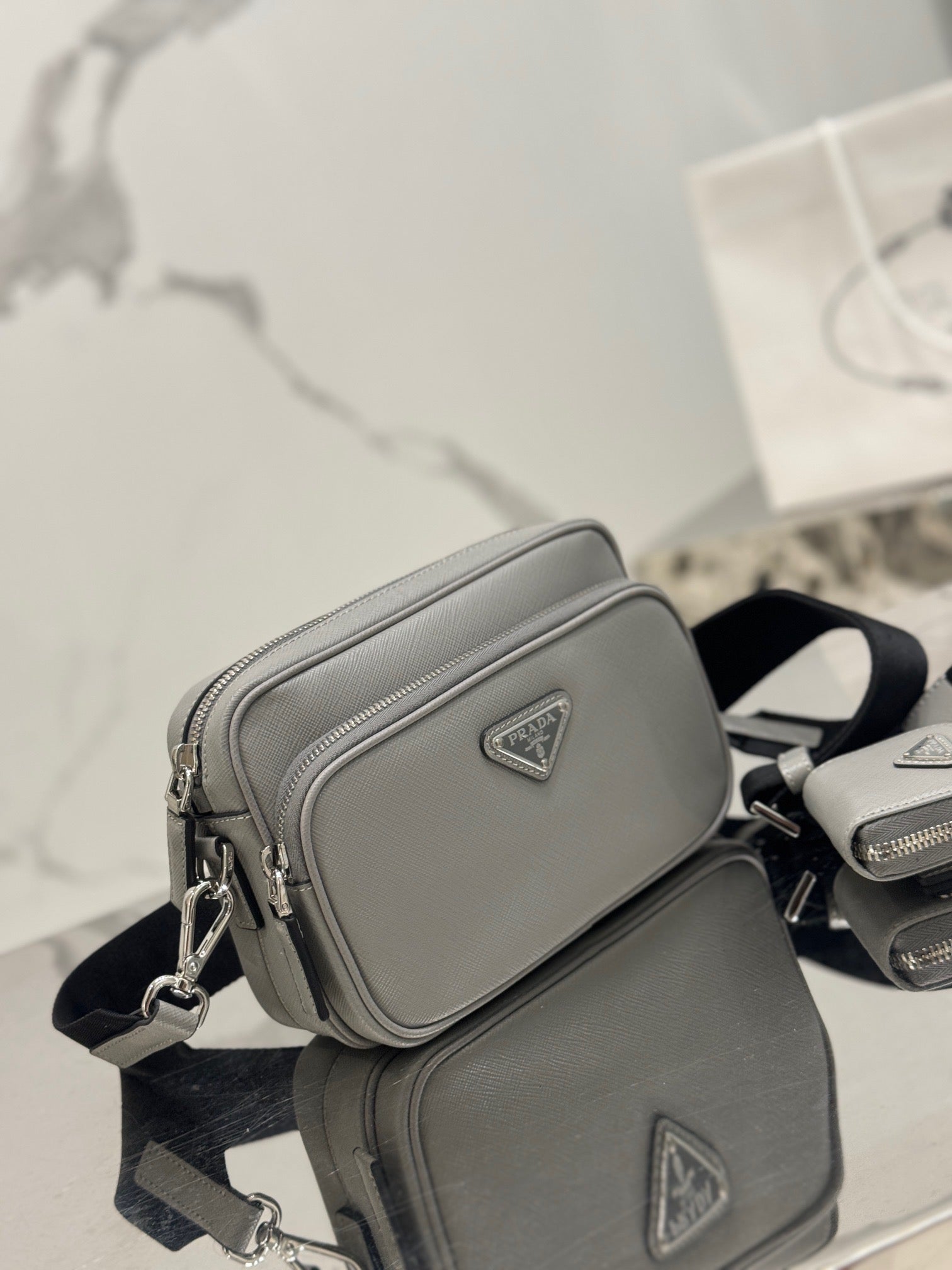 PD SAFFIANO LEATHER SHOULDER BAG - 图片 3