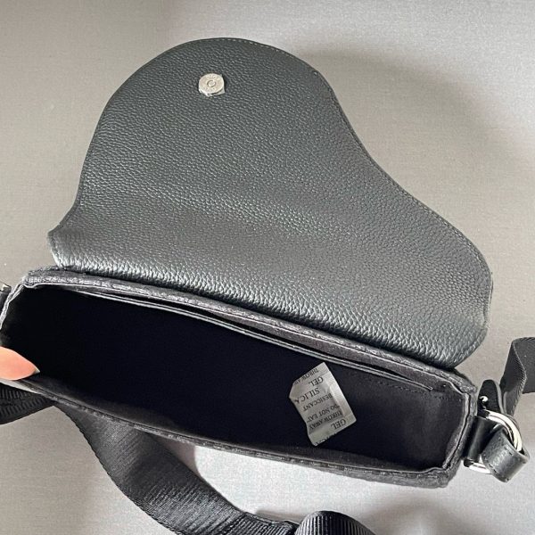CD SADDLE MESSENGER BAG - 图片 8