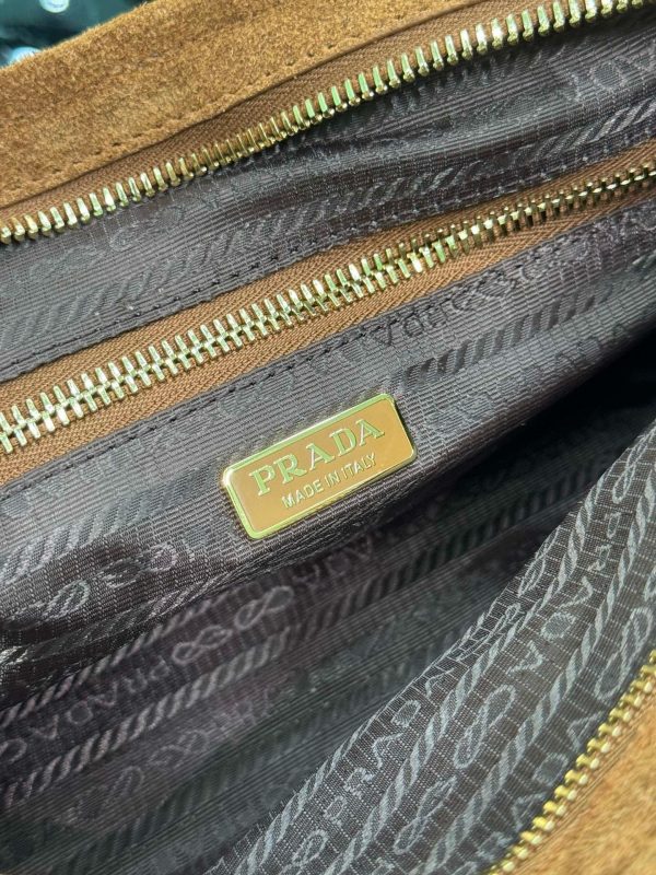 PD MEDIUM LEATHER HANDBAG - 图片 9