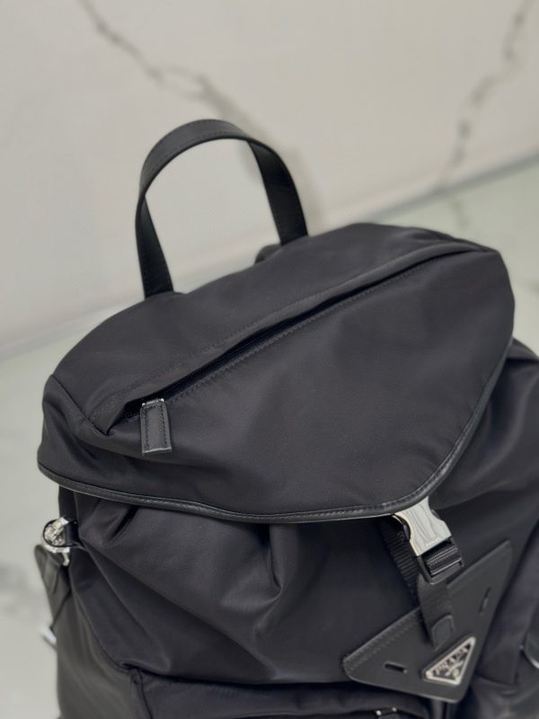 PD RE-NYLON BACKPACK - 图片 11