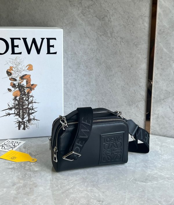 LOEW MINI CAMERA CROSSBODY BAG