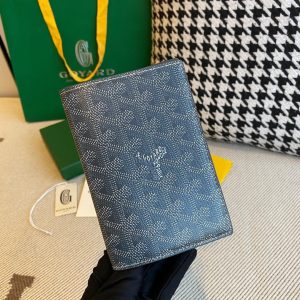 GOYA GRENELLE PASSPORT COVER