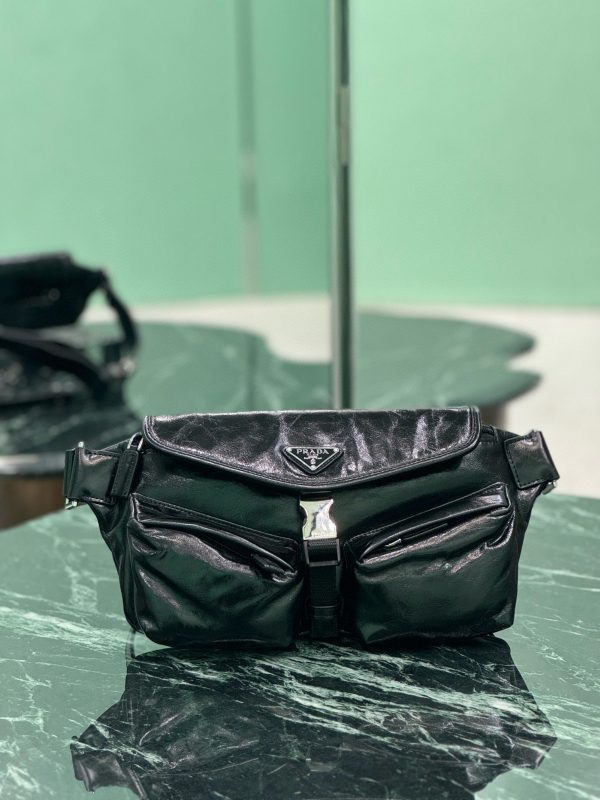PD LEATHER SHOULDER BAG