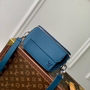 LOU PILOT WEARABLE WALLET