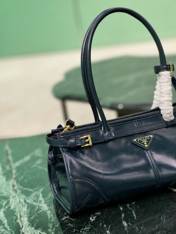 PD MEDIUM LEATHER HANDBAG - 图片 3