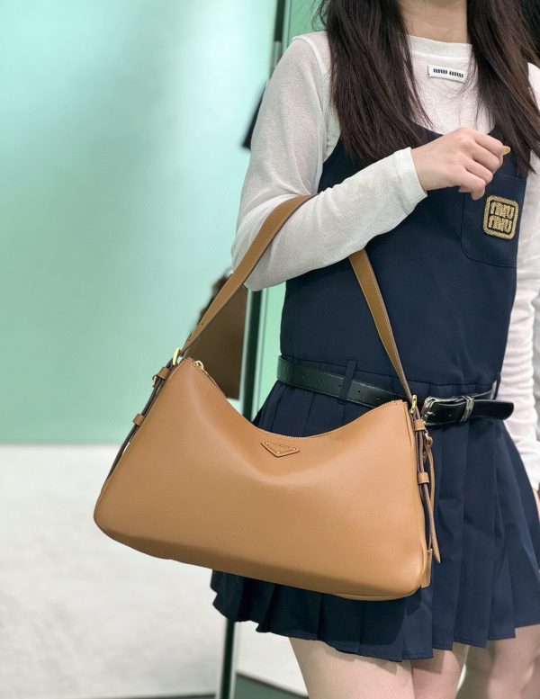 PD AIMEE LARGE SHOULDER BAG - 图片 12