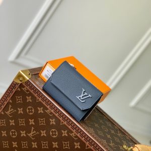 LOU PILOT WALLET