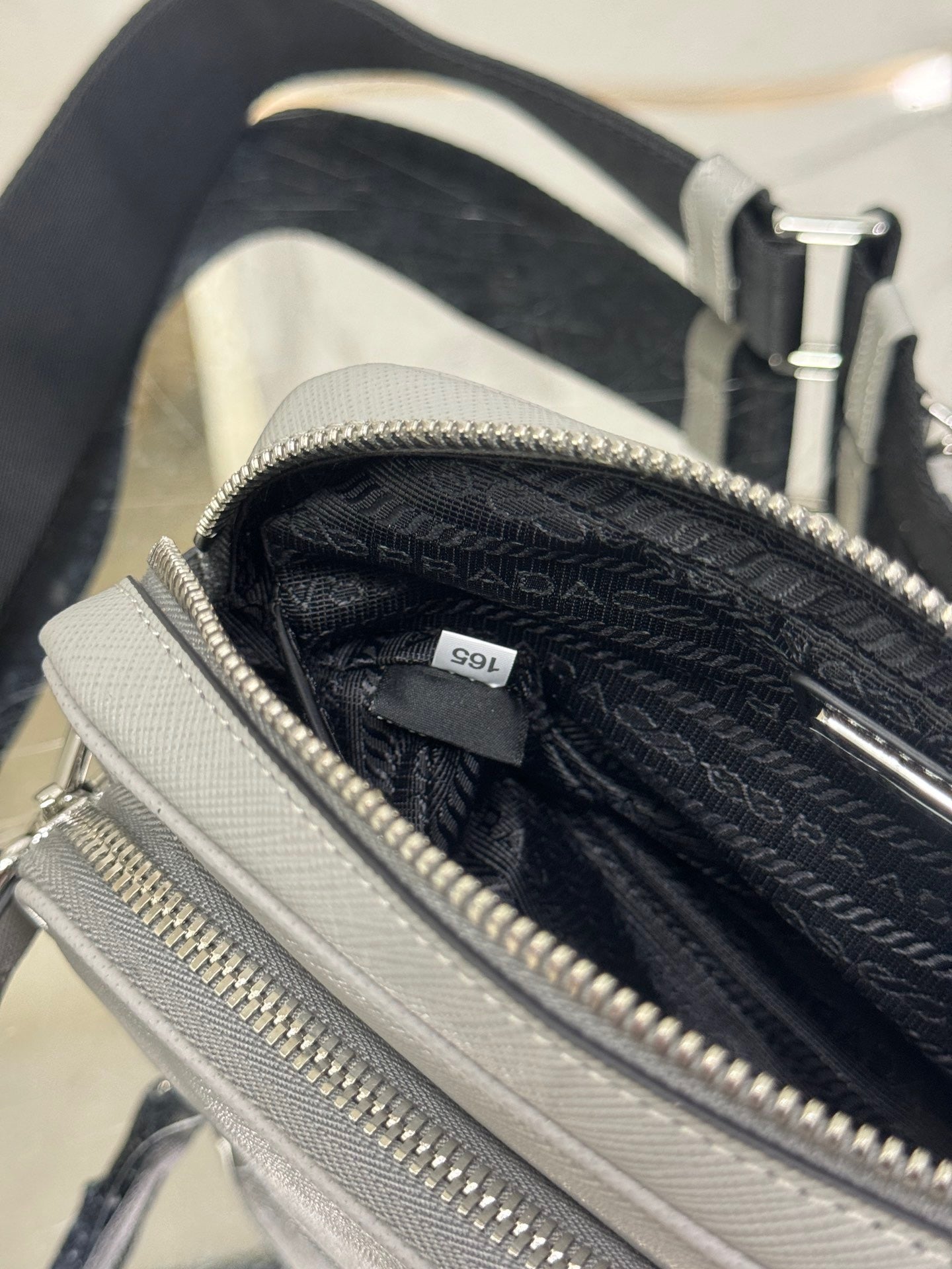 PD SAFFIANO LEATHER SHOULDER BAG - 图片 11