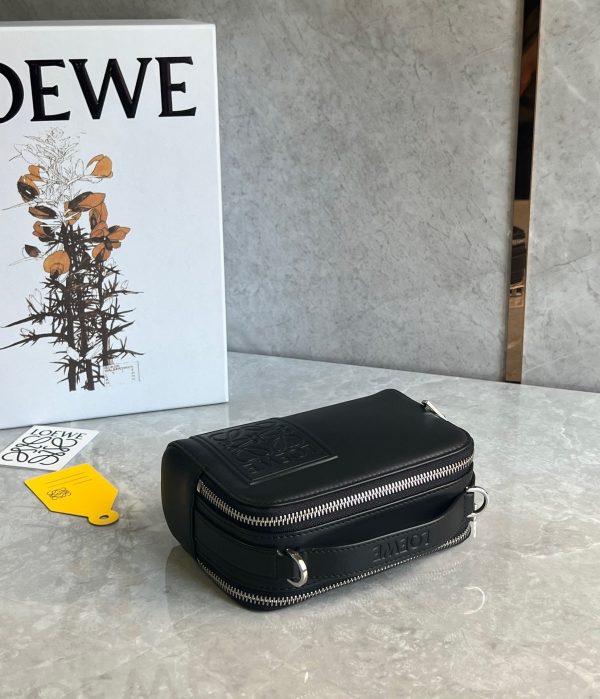 LOEW MINI CAMERA CROSSBODY BAG - 图片 6