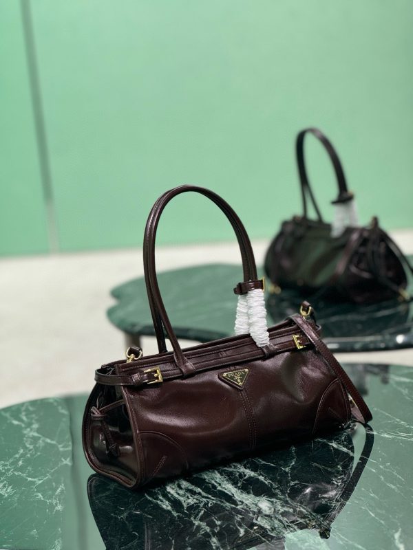 PD MEDIUM LEATHER HANDBAG - 图片 2