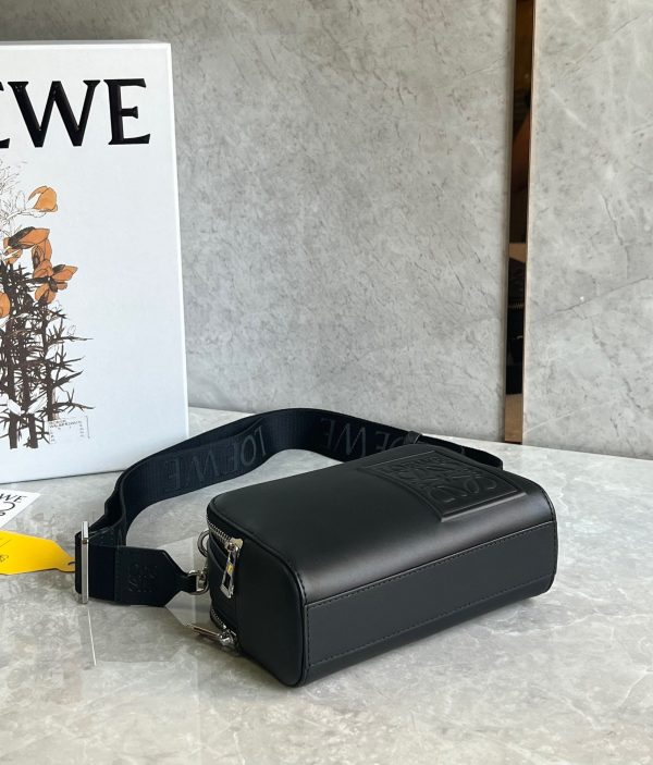 LOEW MINI CAMERA CROSSBODY BAG - 图片 4