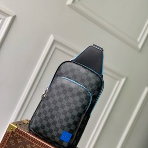 LOU AVENUE PM SLING BAG