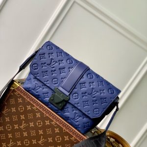 LOU S-CAPE MESSENGER BAG