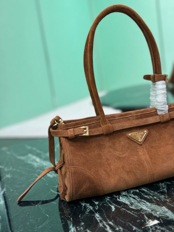 PD MEDIUM LEATHER HANDBAG - 图片 3