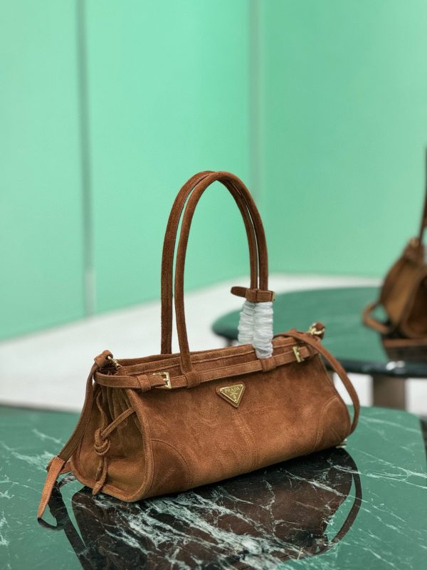 PD MEDIUM LEATHER HANDBAG - 图片 2