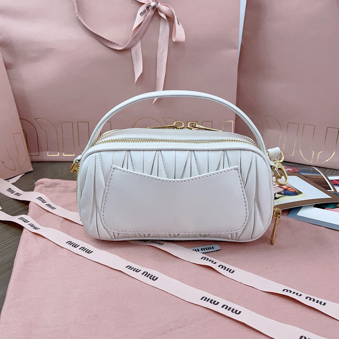 MIU M MATELASSE SHOULDER BAG - 图片 3