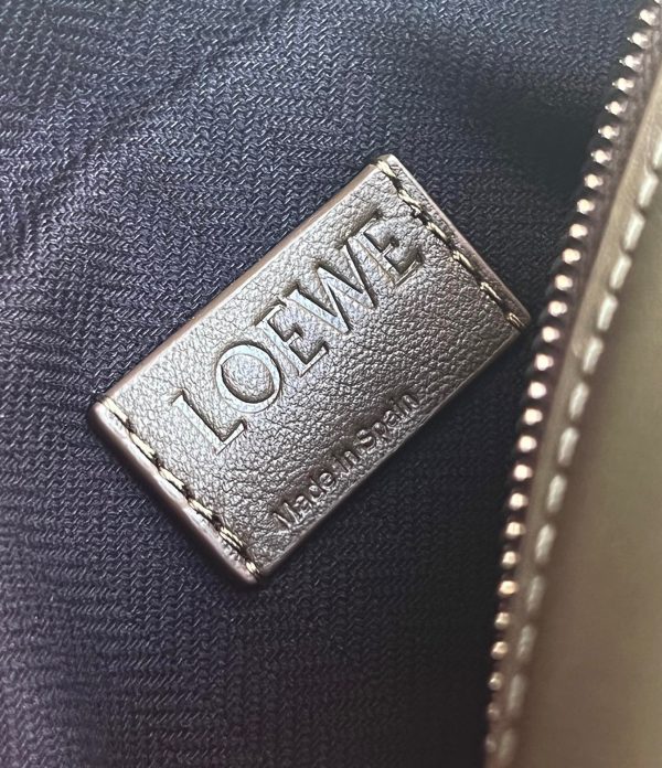 LOEW MINI CAMERA CROSSBODY BAG - 图片 7