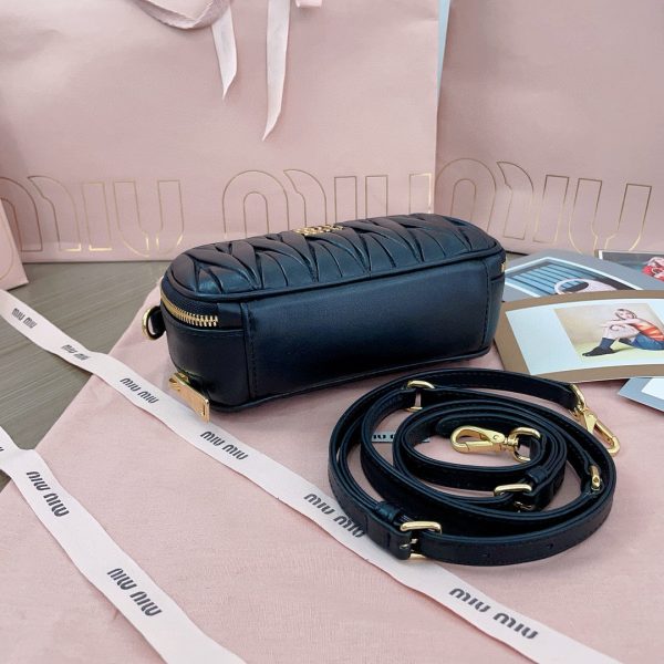 MIU M MATELASSE SHOULDER BAG - 图片 4