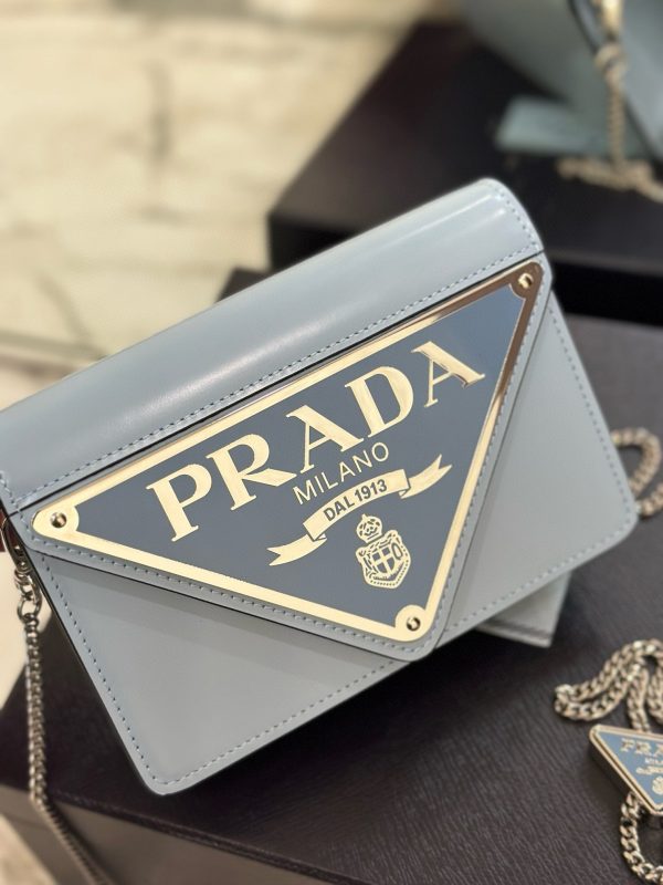 PD TRIANGLE LOGO BUFFED SHOULDER BAG - 图片 7