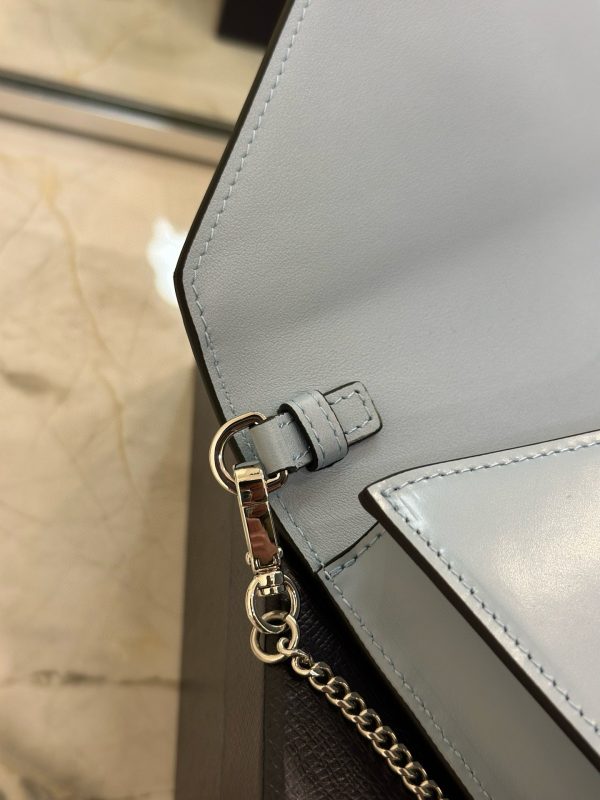 PD TRIANGLE LOGO BUFFED SHOULDER BAG - 图片 11