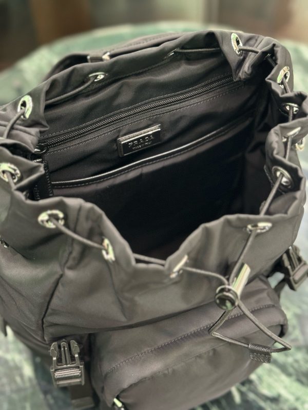 PD RE-NYLON BACKPACK - 图片 10