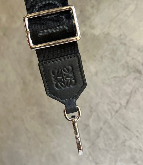 LOEW MINI CAMERA CROSSBODY BAG - 图片 8