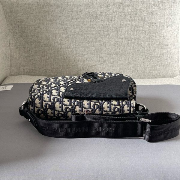 CD SADDLE MESSENGER BAG - 图片 8
