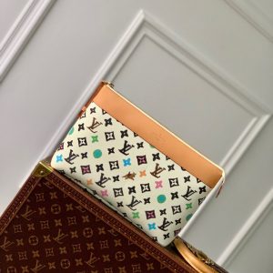 LOU POCHETTE VOYAGE SOUPLE POUCH