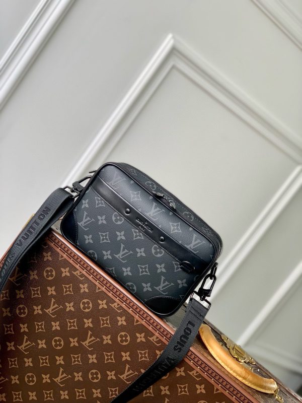 LOU ALPHA MESSENGER BAG