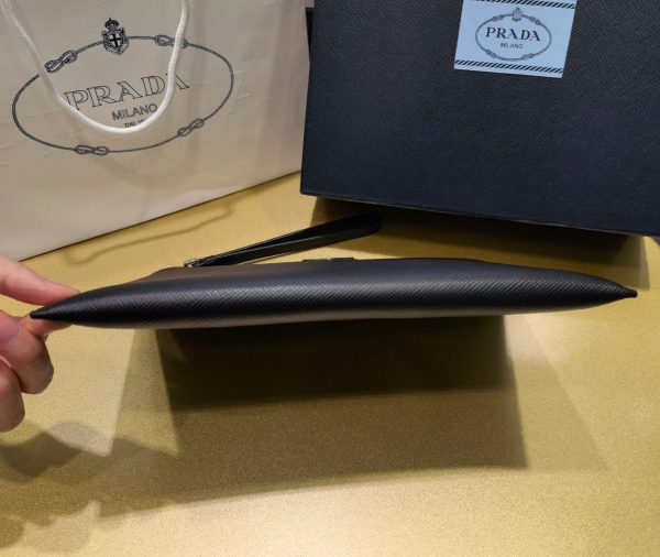 PD Re-Nylon and Saffiano leather pouch - 图片 8