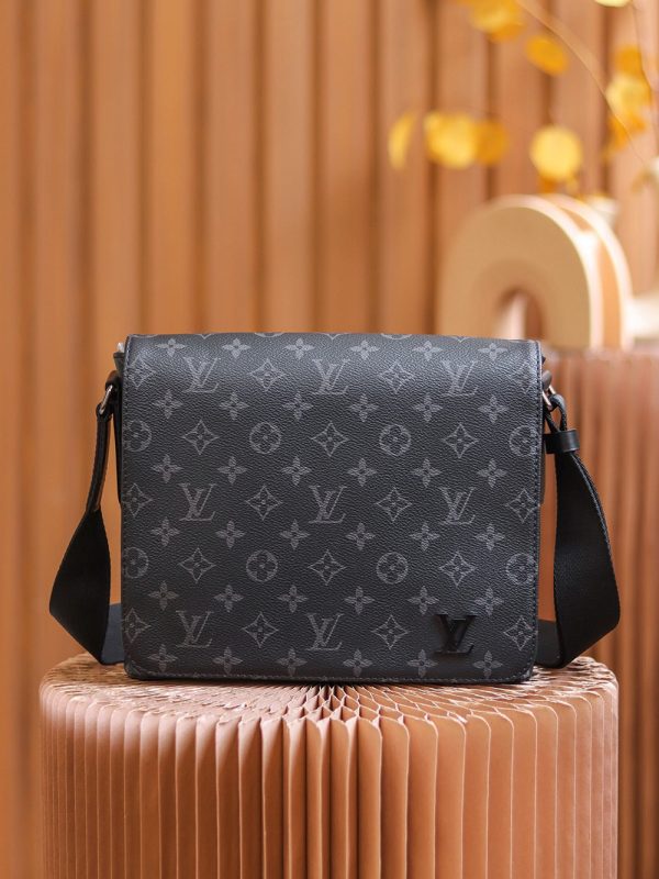 LOU DISTRICT PM MESSENGER BAG