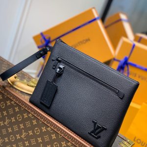 LOU AEROGRAM IPAD POUCH