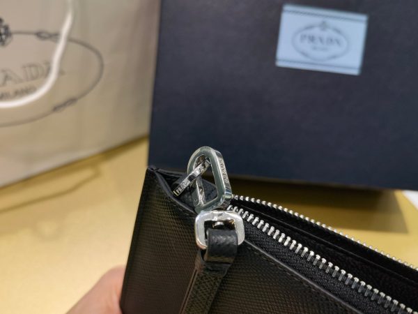 PD Re-Nylon and Saffiano leather pouch - 图片 2
