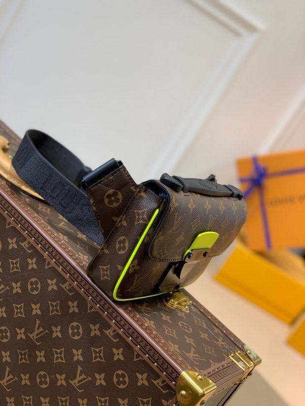 LOU S LOCK SLING BAG - 图片 3