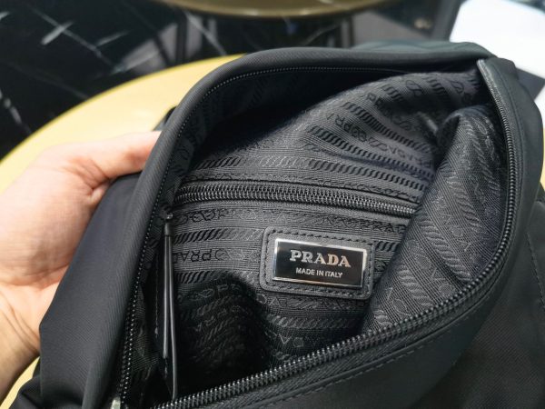 PD RE-NYLON AND LEATHER BACKPACK - 图片 7