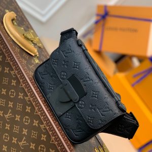LOU S LOCK SLING BAG