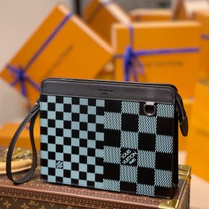 LOU POCHETTE VOYAGE MM