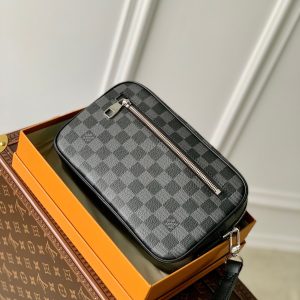 LOU POCHETTE KASAI